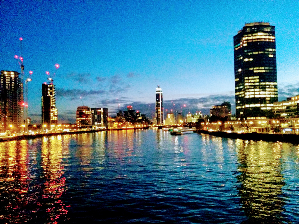 London from Lambeth Bridge 1-Jan2017